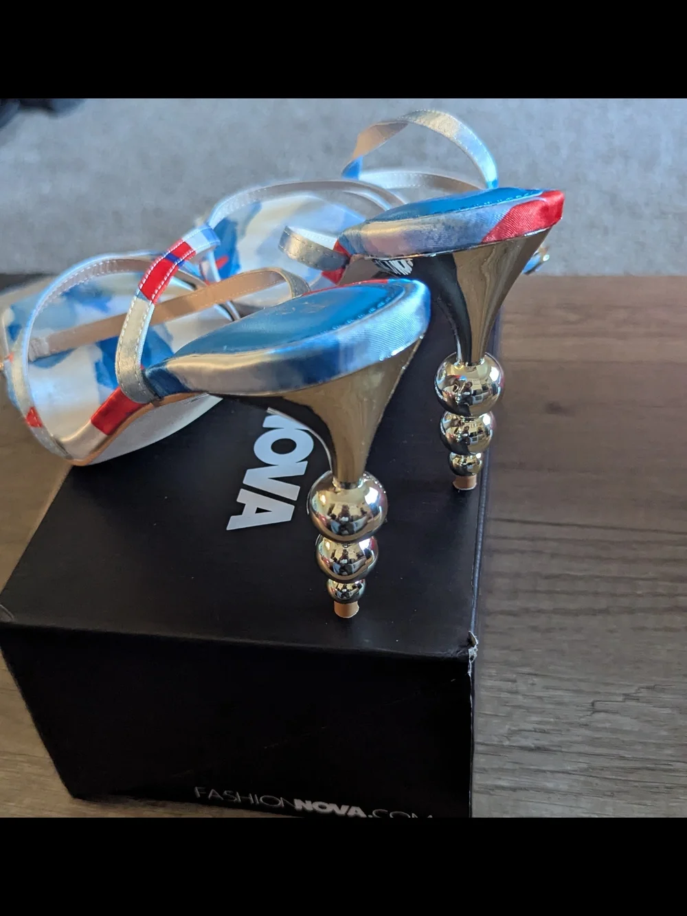 Fashion Nova Silver Strappy Bag with Blue & Red Floral Accent